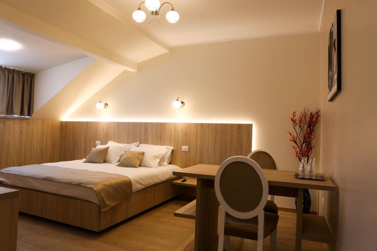 Reve Mariage Hotel Bukarest Kültér fotó